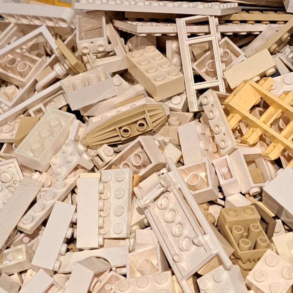 Bulk lot of white beige Lego - Picture 10 of 12